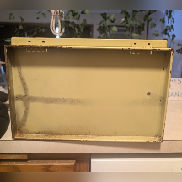 Vintage EKCO Metal Bread Box - Picture 5 of 12